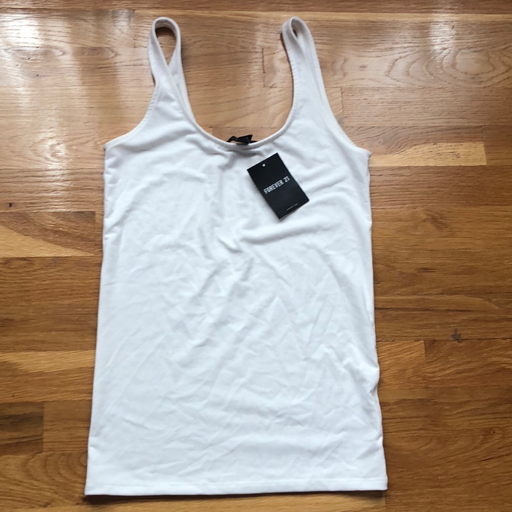 New forever 21 plain white tank top size medium.